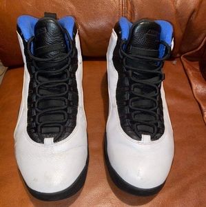 "Air Jordan Retro 10"